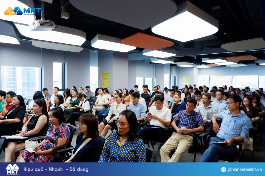Ứng Dụng Công Nghệ AI trong Quản Trị Doanh Nghiệp